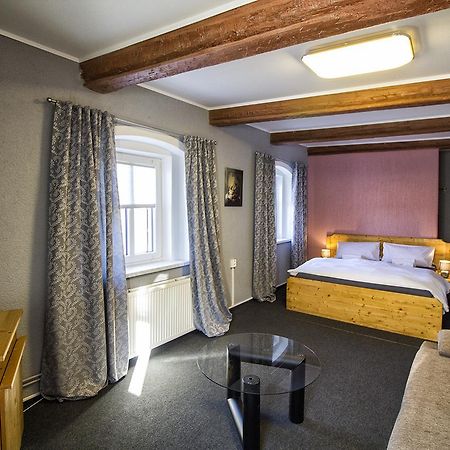 Pension U Přístavu Pomezi nad Ohri Exterior foto